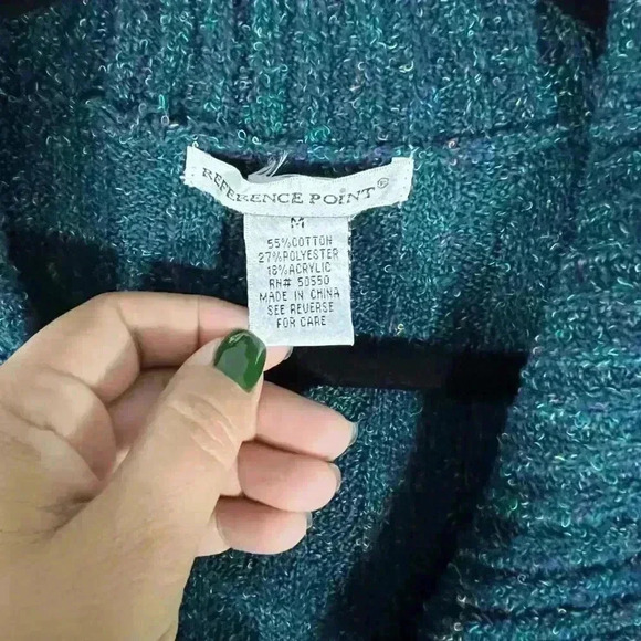 Reference Point Green 2 Button Snap Sleeveless Sweater Vest Top Size Medium NWT - Picture 4 of 4